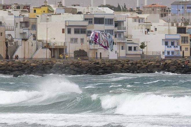 Fernandez double forward - 2009 Gran Canaria PWA Grand Slam - Day 8 ©  John Carter / PWA http://www.pwaworldtour.com